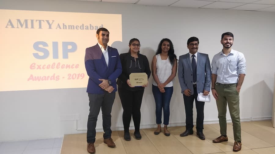 Amity Global Business School Ahmedabad Industry Oriented Curriculum photo 16